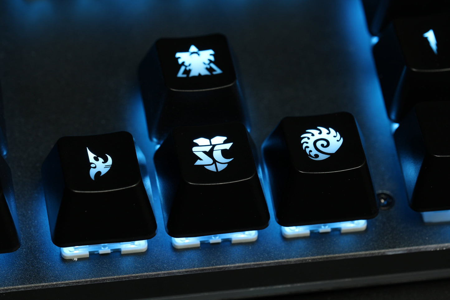 Starcraft logo and race Backlit Keycaps